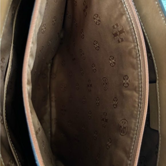 Tory Burch Brown Saffiano Leather Tote Bag 🤩 - Picture 9 of 10